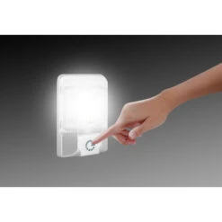 Plafoniera Brunner Auriga -Vendite Lando Sport plafoniera brunner auriga involucro resistente 550 lumen 48 led 17